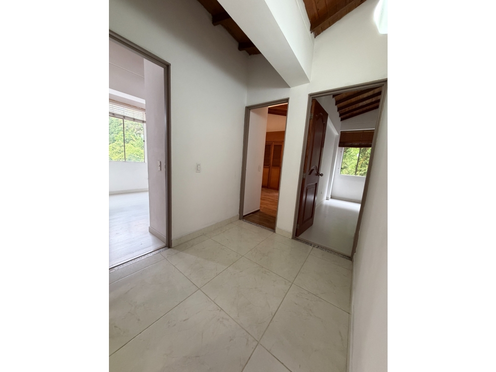 SE VENDE/ARRIENDA APARTAMENTO EN EL POBLADO MEDELLIN, LA FRONTERA — foto 4