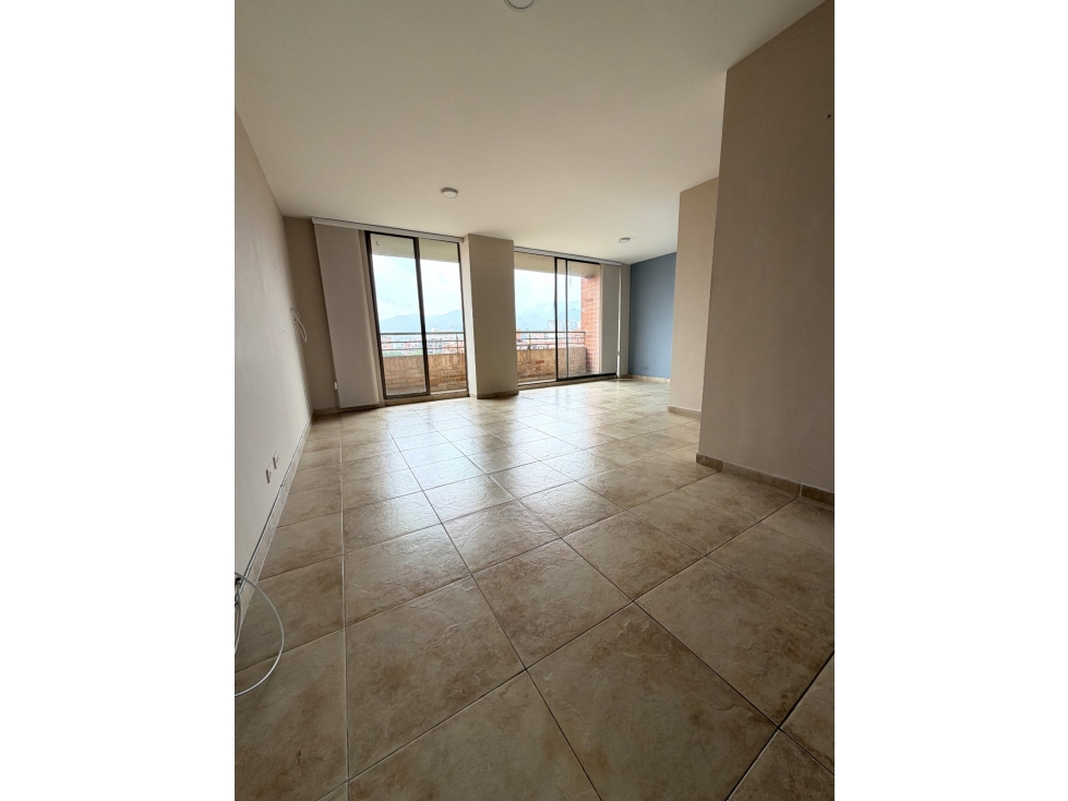 SE ARRIENDA APARTAMENTO en LAURELES MEDELLIN, sector VIVA LAURELES. — foto 3
