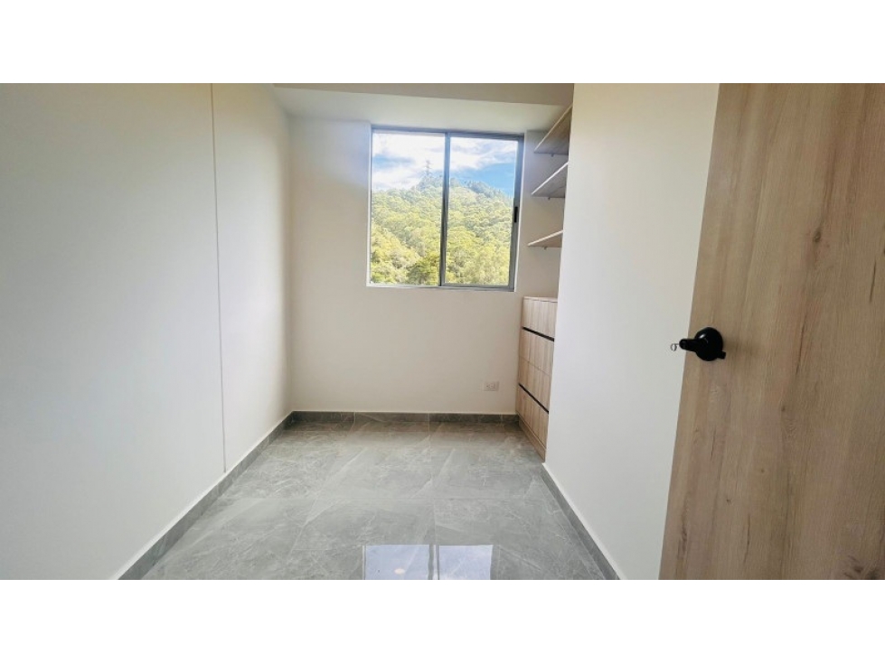 SE VENDE APARTAMENTO EN SABANETA, sector SAN REMO — foto 4
