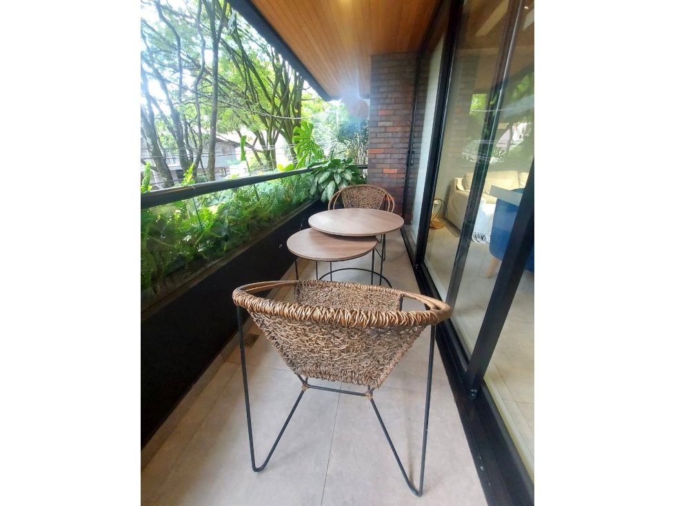 Se VENDE APARTAMENTO en LAURELES, MEDELLÍN Sector LA CASTELLANA — foto 2