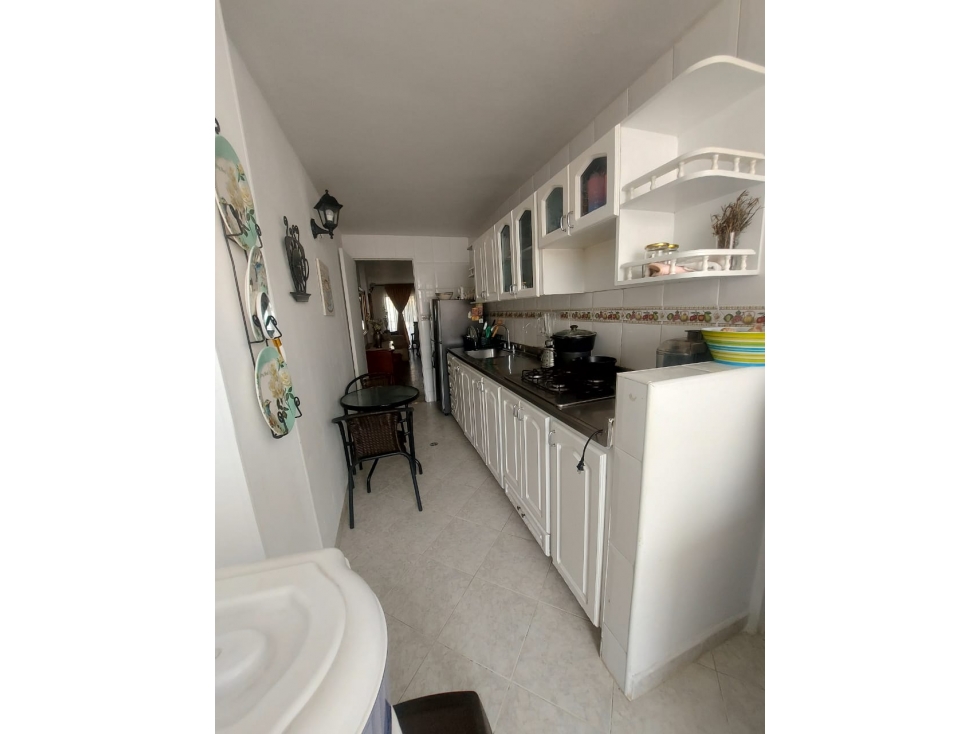 SE VENDE/ARRIENDA APTO en LAURELES, MEDELLÍN, Sector LA ALMERÍA.