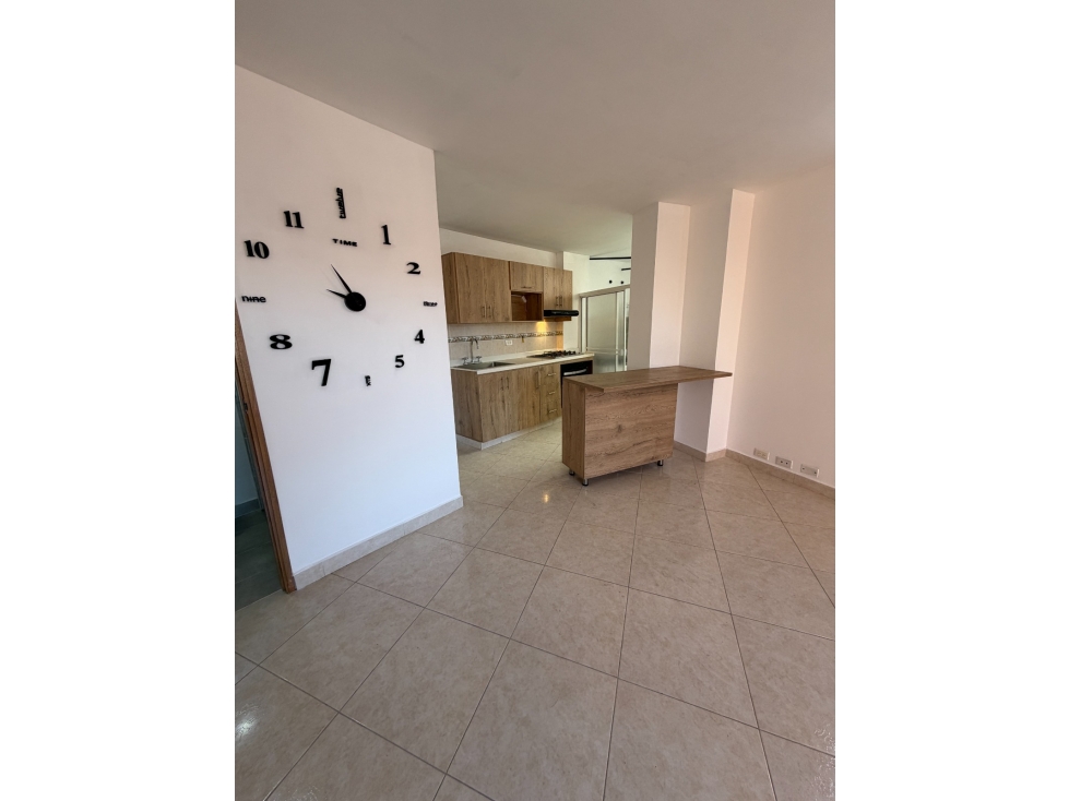 SE VENDE APARTAMENTO EN ENVIGADO, sector PRIMAVERA