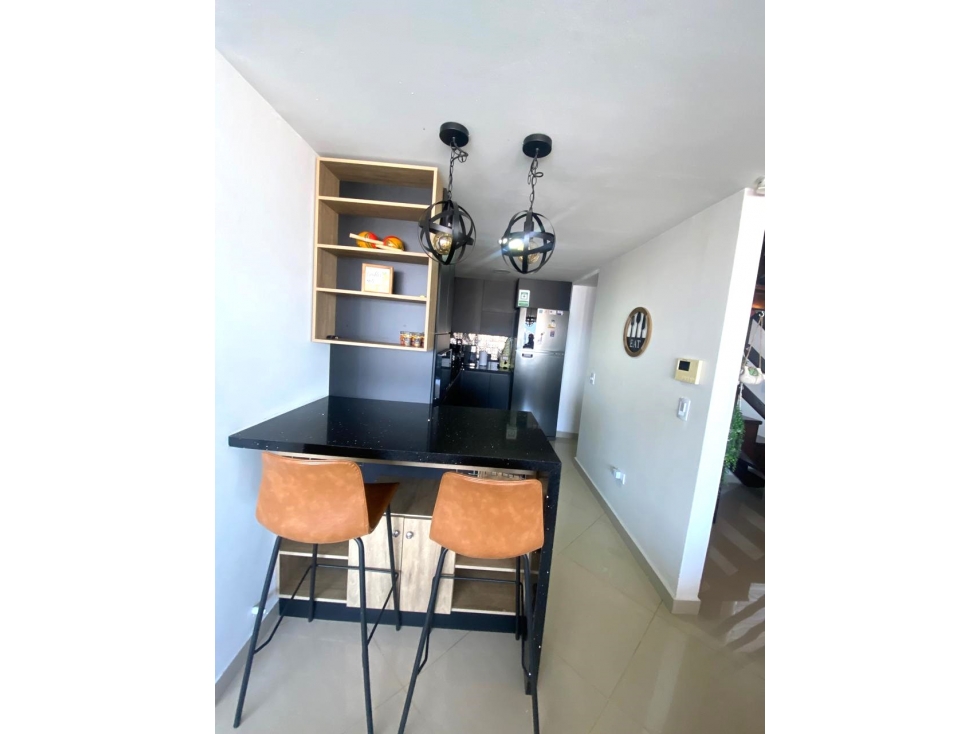 Se VENDE APARTAMENTO DUPLEX en SABANETA, Sector CAÑAVERALEJO. — foto 6