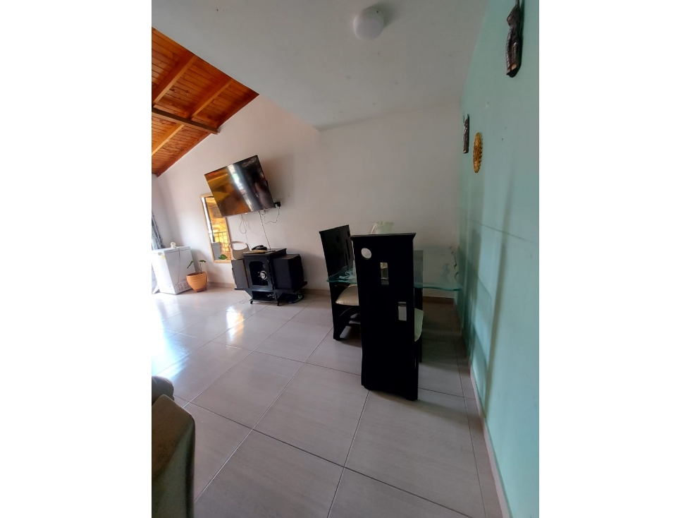 Se VENDE APARTAMENTO en NIQUIA, sector LOS ANGELES. — foto 4