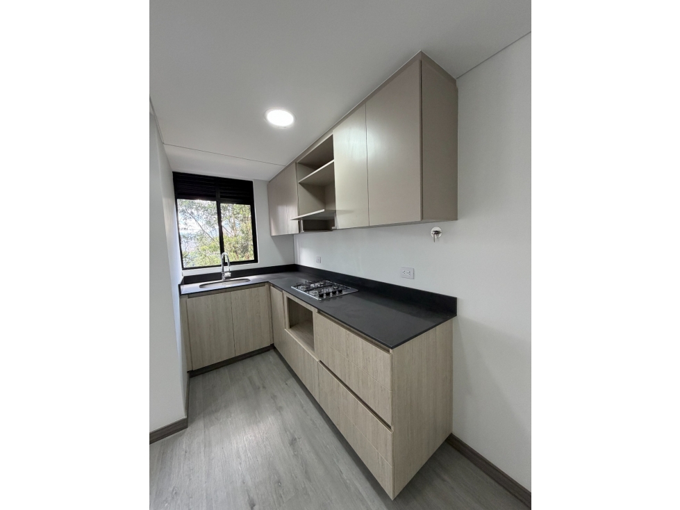 SE VENDE ARRIENDA APARTAMENTO EN MEDELLIN, sector LAS PALMAS