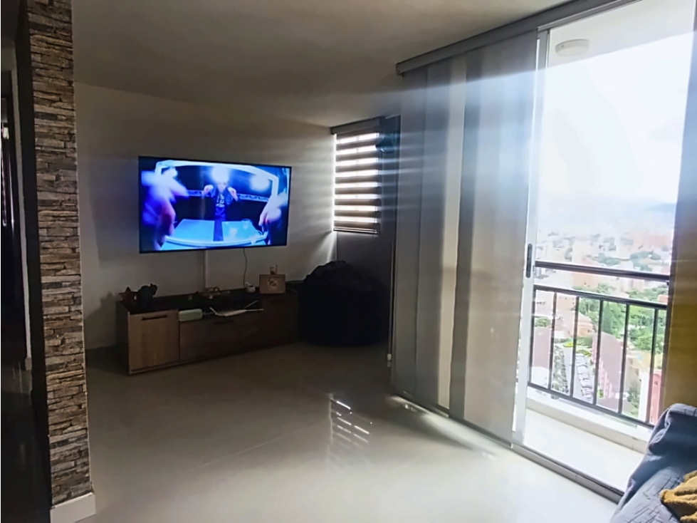 SE VENDE APARTAMENTO EN CALASANZ, sector EL PESEBRE. — foto 4