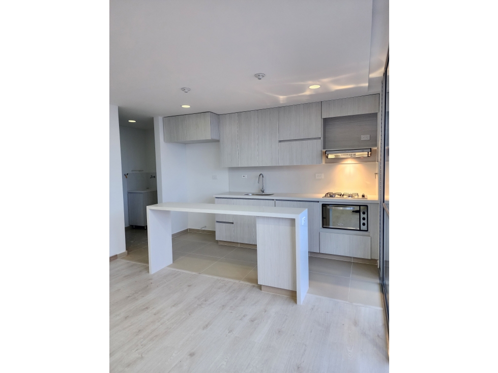 Se VENDE APARTAMENTO en ITAGUI, Sector SURAMÉRICA.
