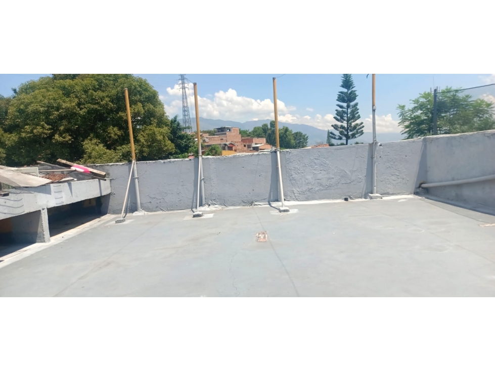 Se VENDE APARTAMENTO CON TERRAZA en 12 DE OCTUBRE MEDELLÍN. — foto 3