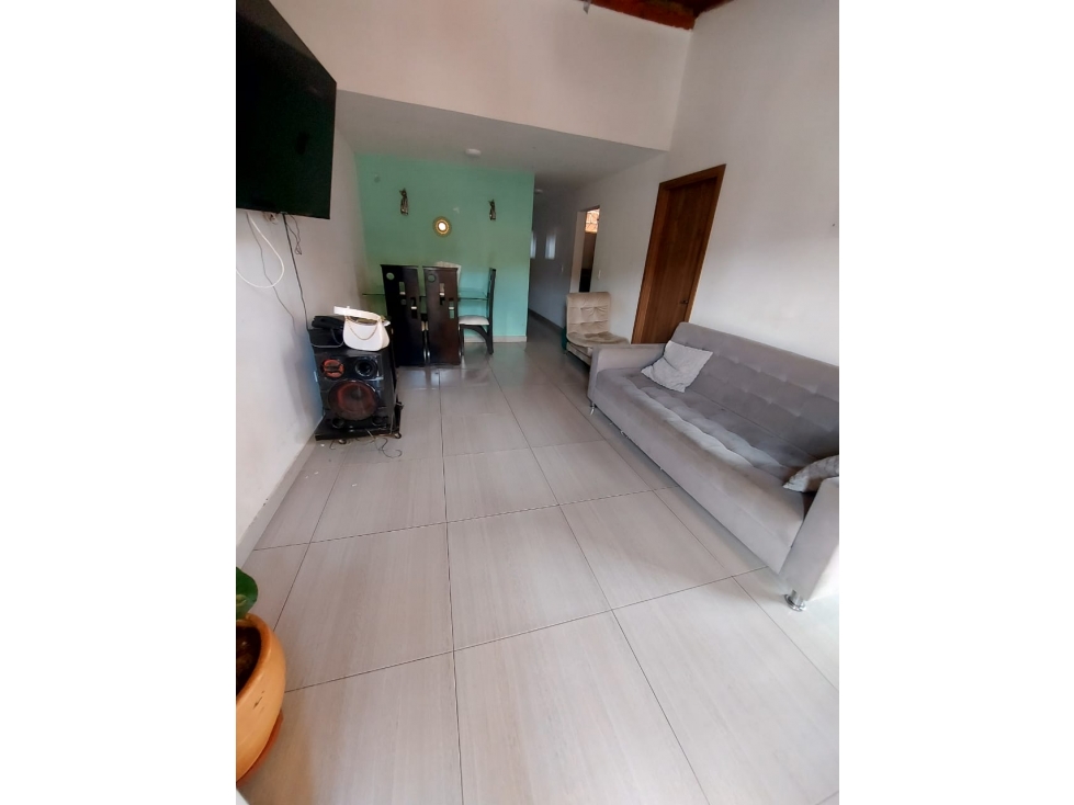 Se VENDE APARTAMENTO en NIQUIA, sector LOS ANGELES. — foto 5