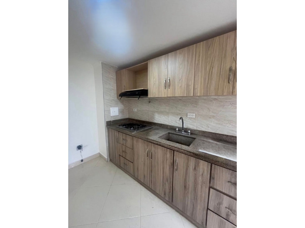 SE VENDE APARTAMENTO EN BELEN, sector RODEO ALTO. — foto 2