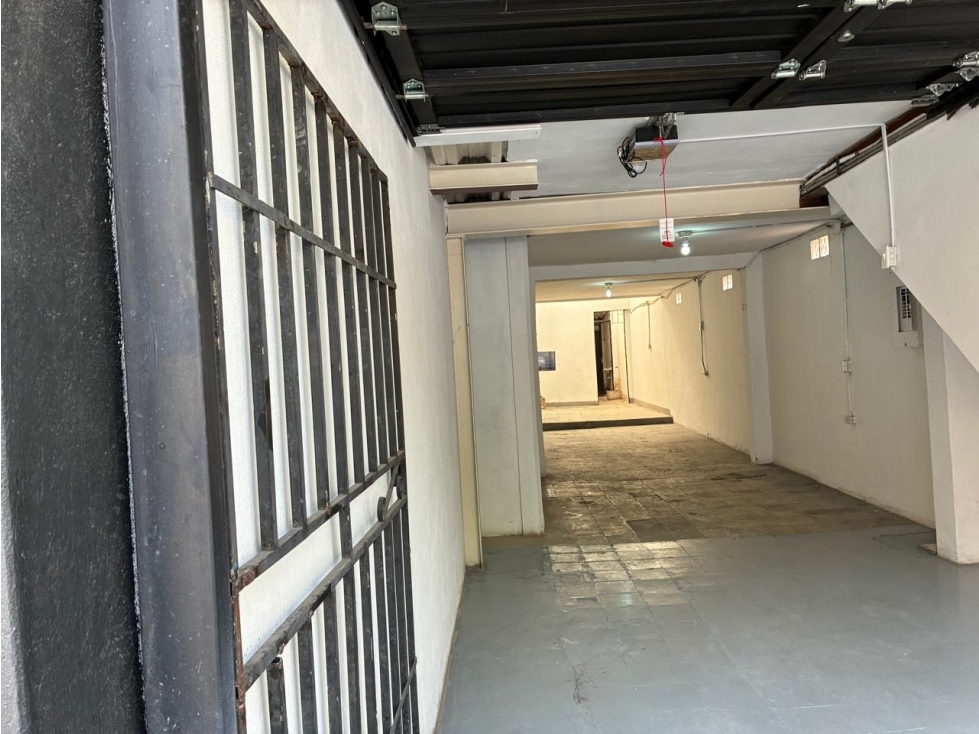 SE ARRIENDA BODEGA EN MEDELLIN, sector BUENOS AIRES — foto 5