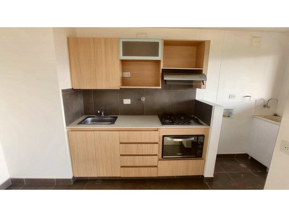 SE ARRIENDA APARTAMENTO EN ENVIGADO, sector LOMA DEL ESMERALDAL — foto 6