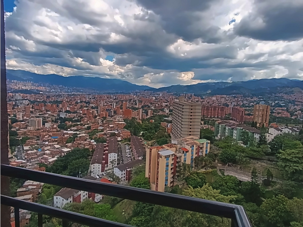SE VENDE APARTAMENTO EN CALASANZ, sector EL PESEBRE.