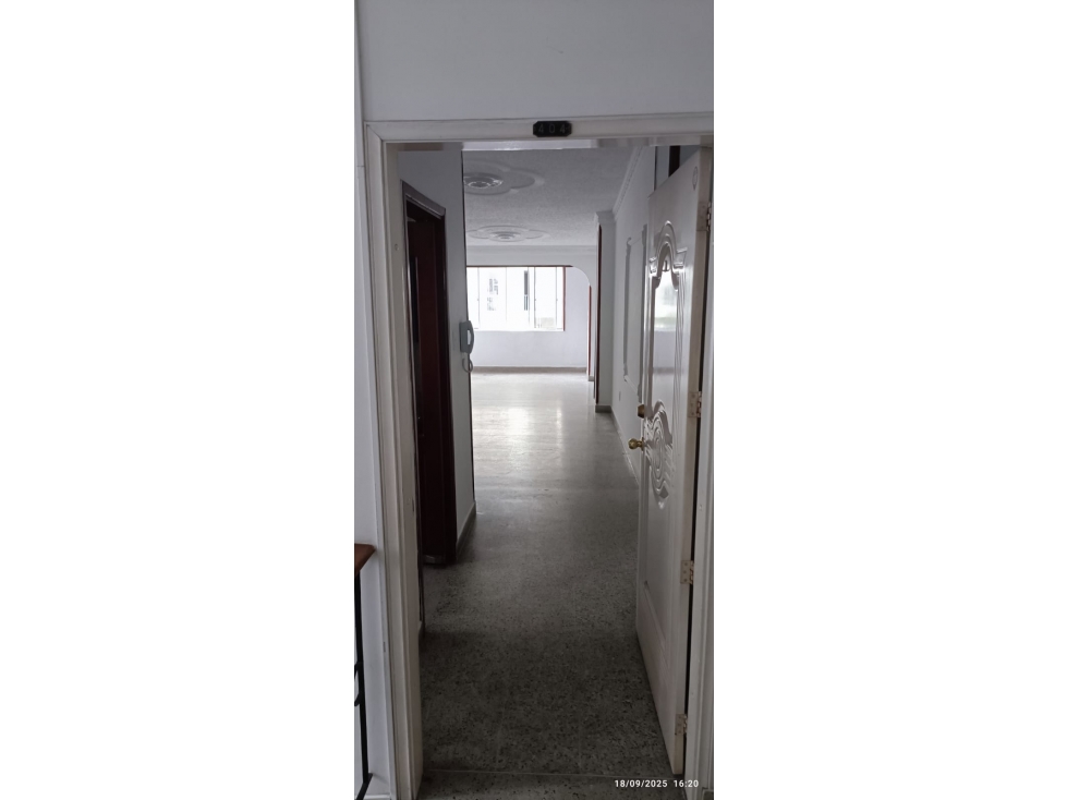 SE VENDE APARTAMENTO SOTOMAYOR — foto 3