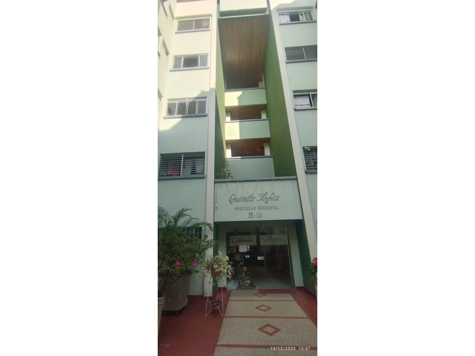 SE VENDE APARTAMENTO - LOS PINOS