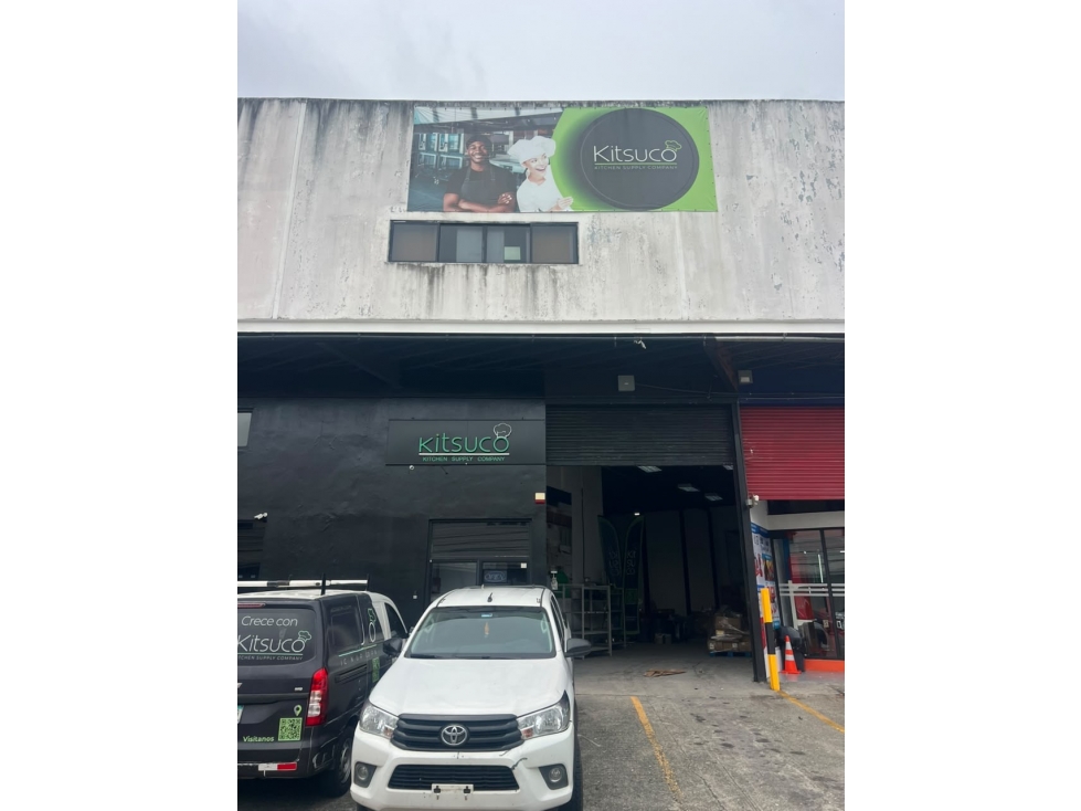 Alquiler de bodega en Costa del este | 800 m2 - 1