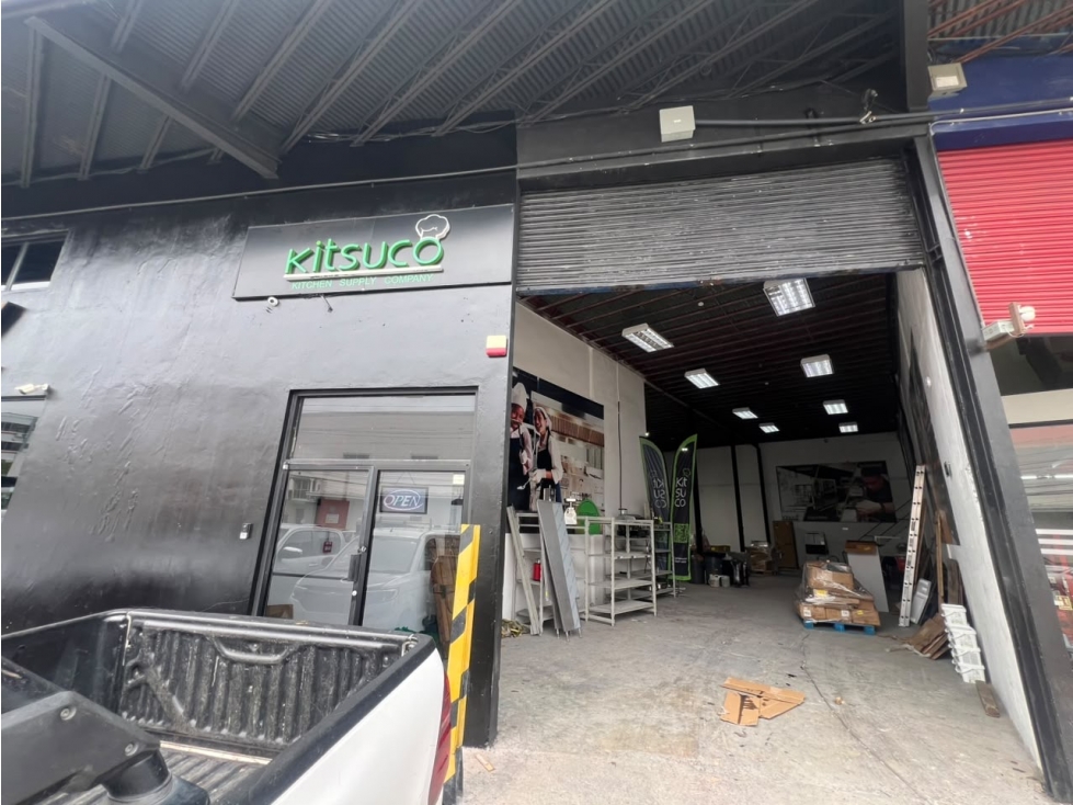 Alquiler de bodega en Costa del este | 800 m2 - 2