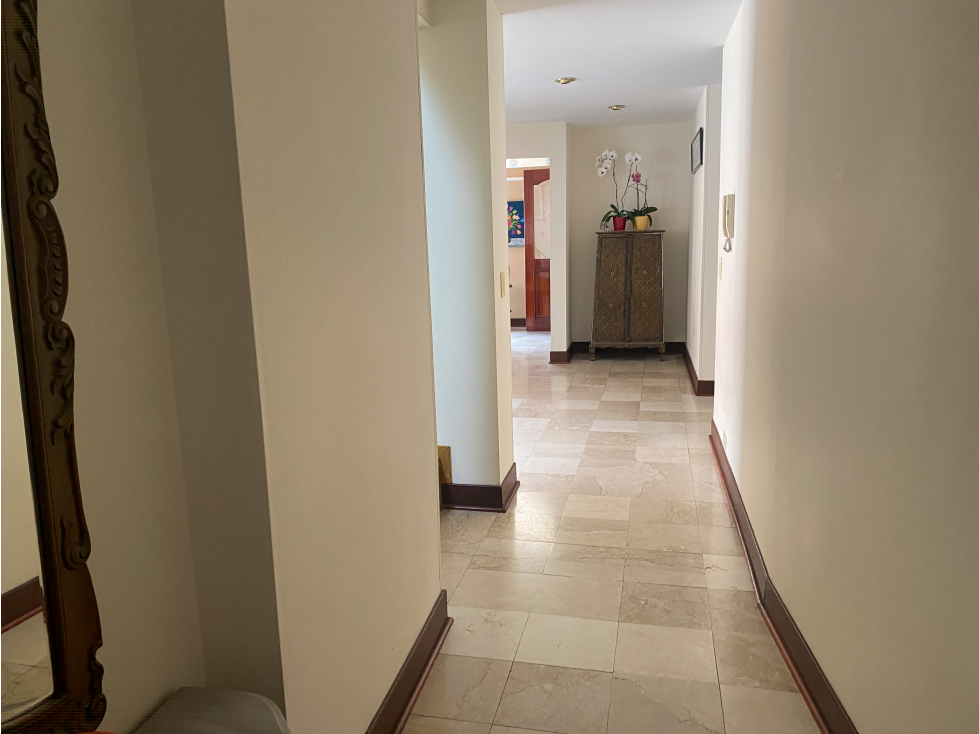 Vendo amplio apartamento en Rosales — foto 2