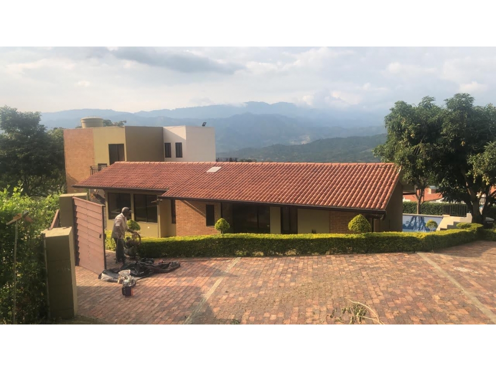 Vendo Casa la Mesa/vacacionar+15 mnts del pueblo+4 hab+6 hab 500ms2