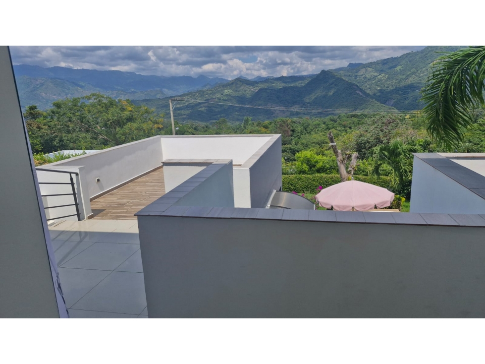 Vendo Casa la Mesa totalmente remodelada+6 hab+420ms2