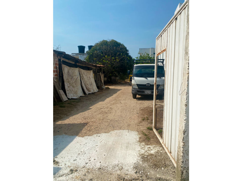 Vendo o arriendo espectacular lote en Crespo Cartagena — foto 2
