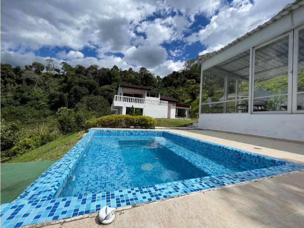 VendoFinca la Vega/ Vacacional+4 hab+350ms2