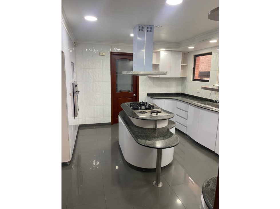 Vendo apto Sta Barbara k21 con 118 + duplex +200 m2 + 3 hab + 4 pk — foto 3
