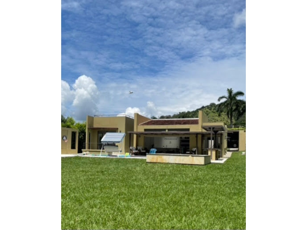 Vendo casa Anapoima+4 hab+356.91 ms2