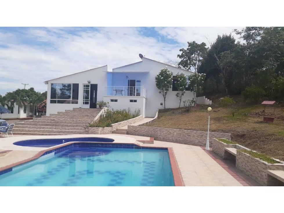 Vendo Casa Tocaima +6 hab+500ms2+ piscina — foto 2