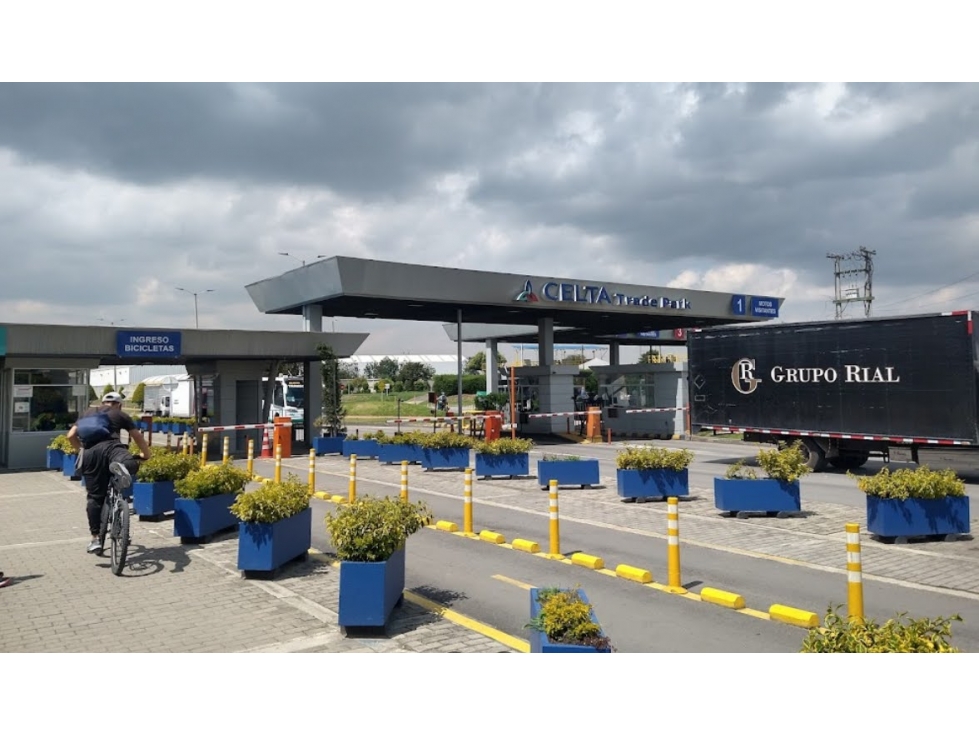 Vendo Lote Funza CELTRA TRADE PARK+1200ms - 1