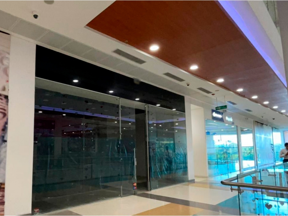 Se vende local en Unicentro/Valledupar - 1
