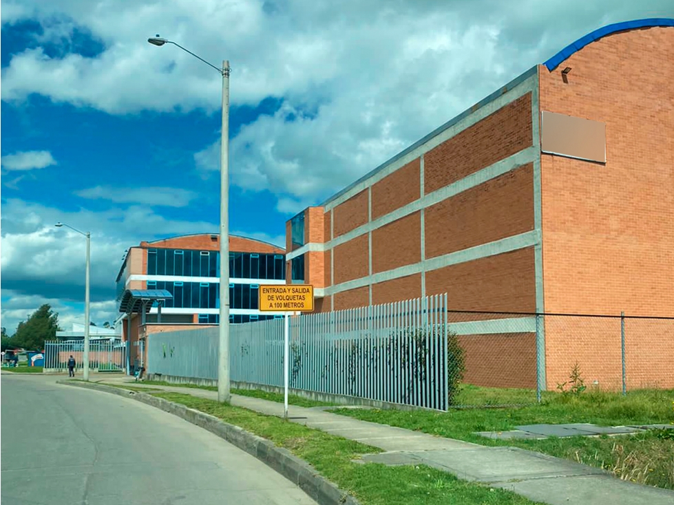 Se venden magníficos lotes en parque industrial Siberia - 4