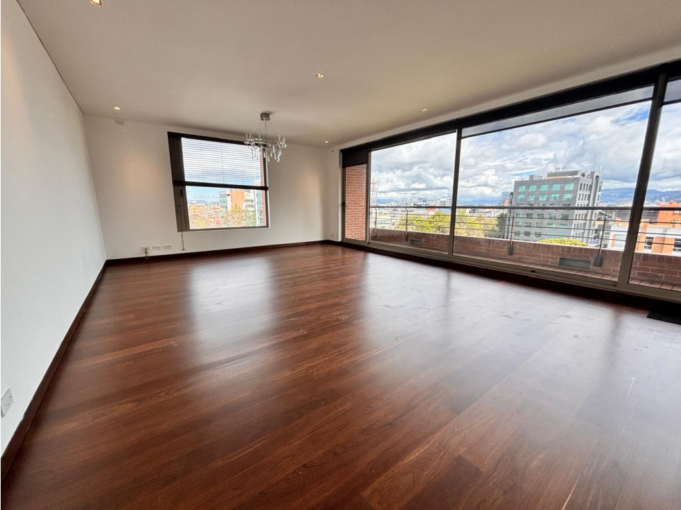 Arriendo apartamento Chico Reservado + vista + 3 hab — foto 4