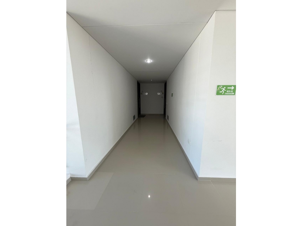 Arriendo Apto Girardot Amoblado+3 pisc( una olimpic) — foto 4