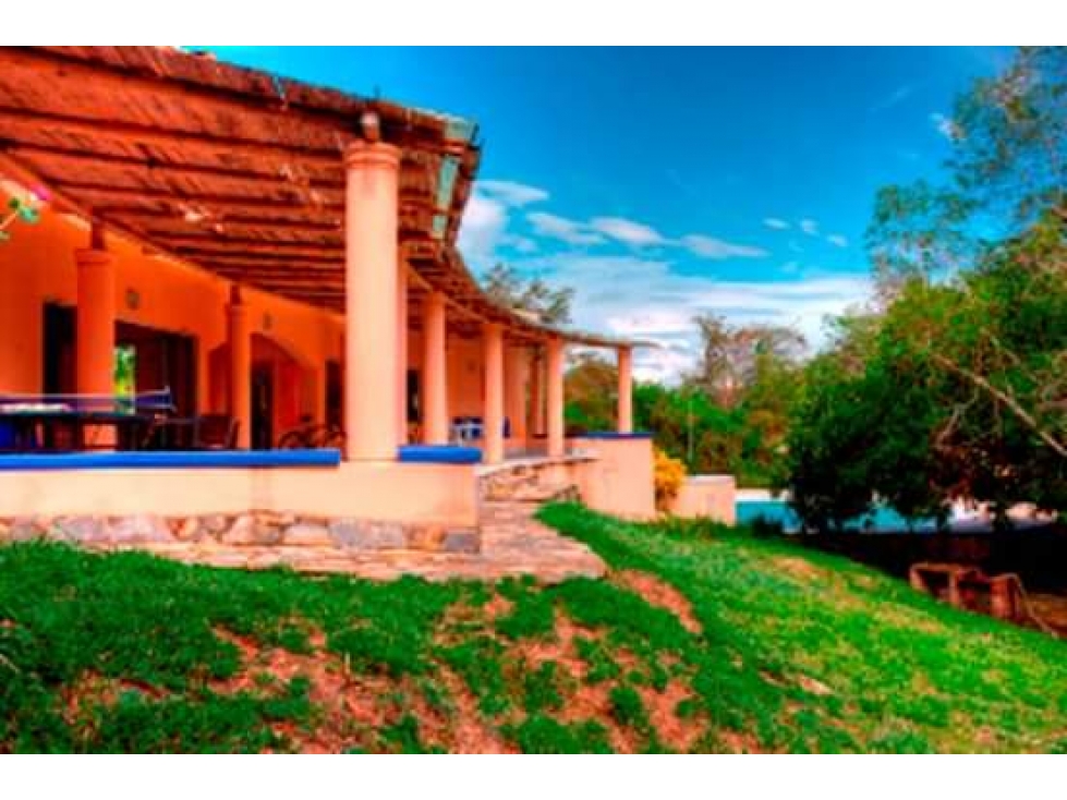 Vendo Casa Carmen de Apicala+317 ms2