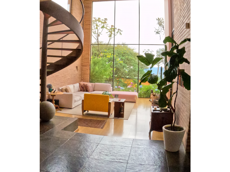 Arriendo casa Portal de Fusca + 826 m2 + 3 hab + bosque