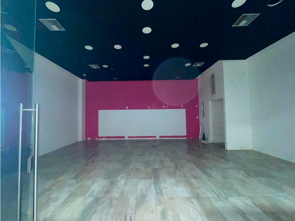 Se vende local en Unicentro/Valledupar - 2