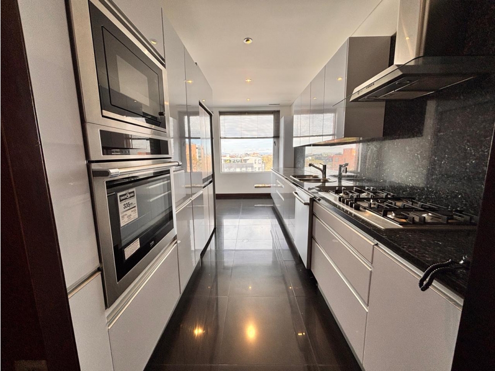 Arriendo apartamento Chico Reservado + vista + 3 hab — foto 5