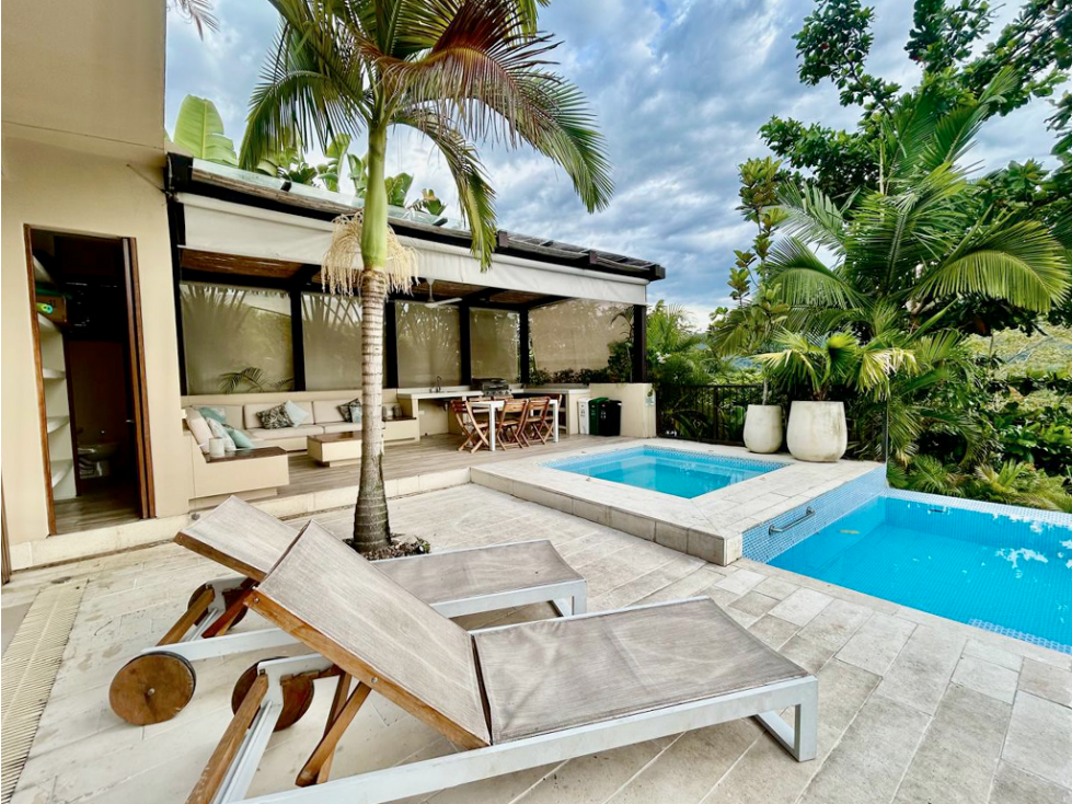 Vendo moderna casa de lujo en Villeta + 3.004,37m²