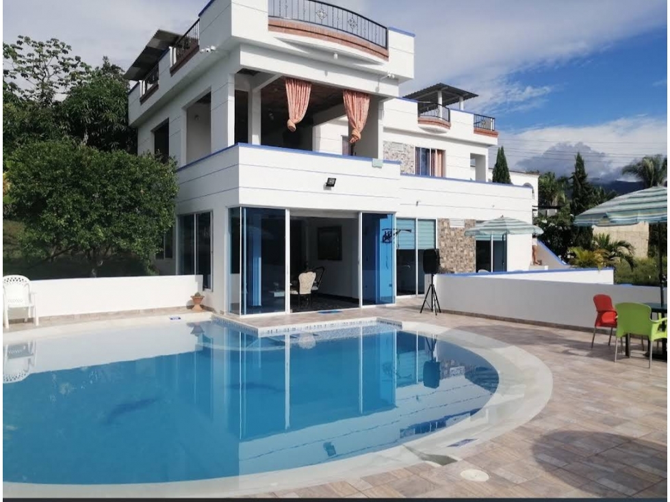 Vendo Casa Melgar/vacionar+11 hab+ 230m de la Fuerza Aérea+pisc priv — foto 5