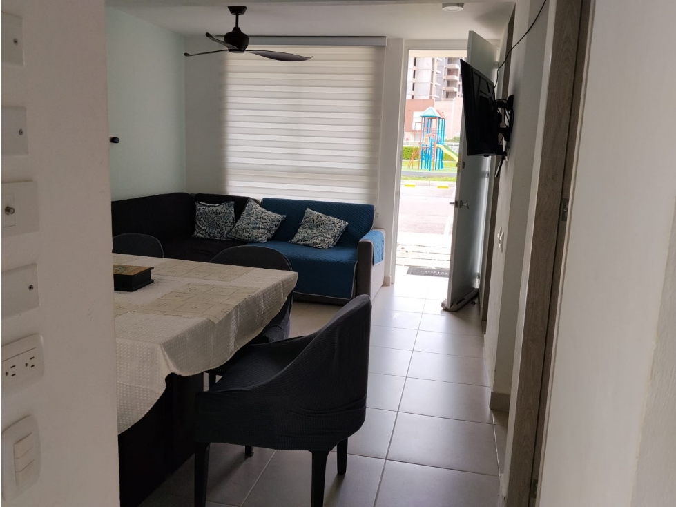 Vendo Casa Villeta a 5 mnts de la plaza del pueblo+4 hab+93ms2