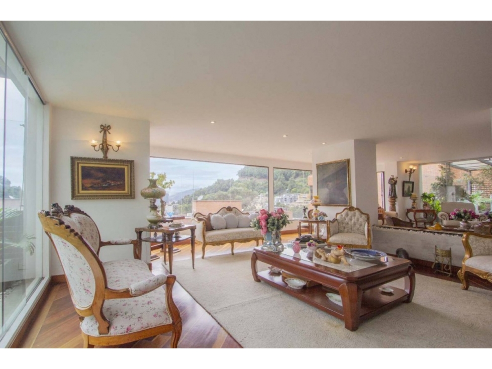 Arriendo apto en Chicó Alto 380 m2 + terrazas + muebles — foto 4