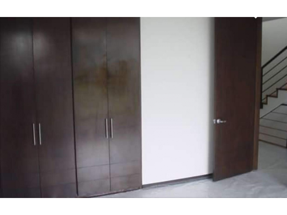 Vendo casa Bosques de Pinos+remodelada+3 hab+290m2 — foto 6