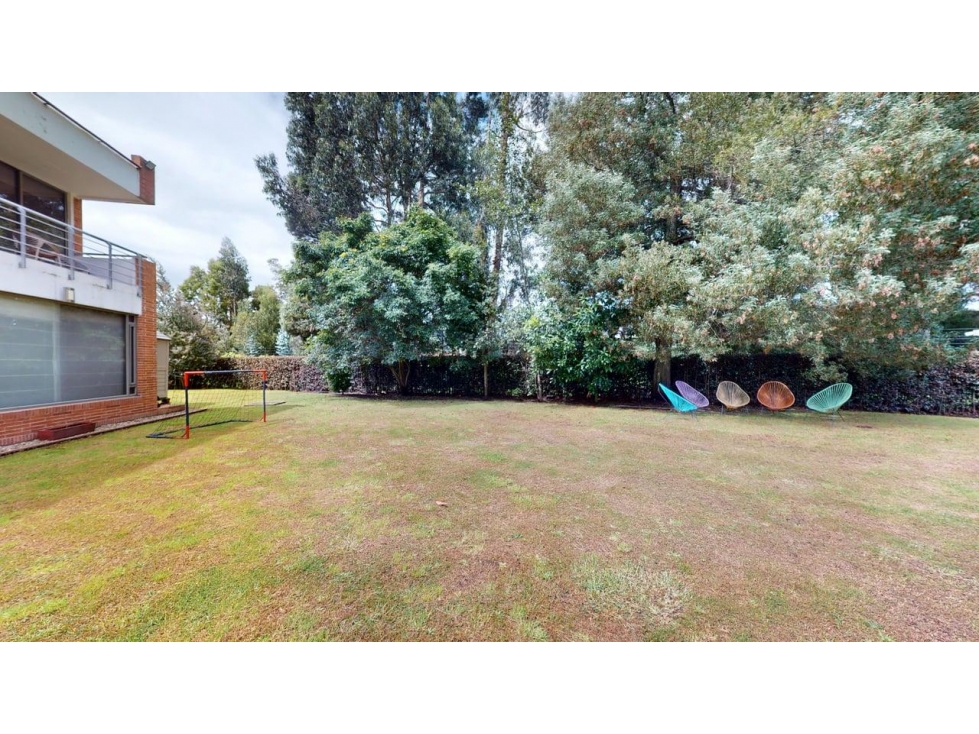 Arriendo casa en San Sebastian Guaymaral + 493 m2 + 5 hab + terraza — foto 6