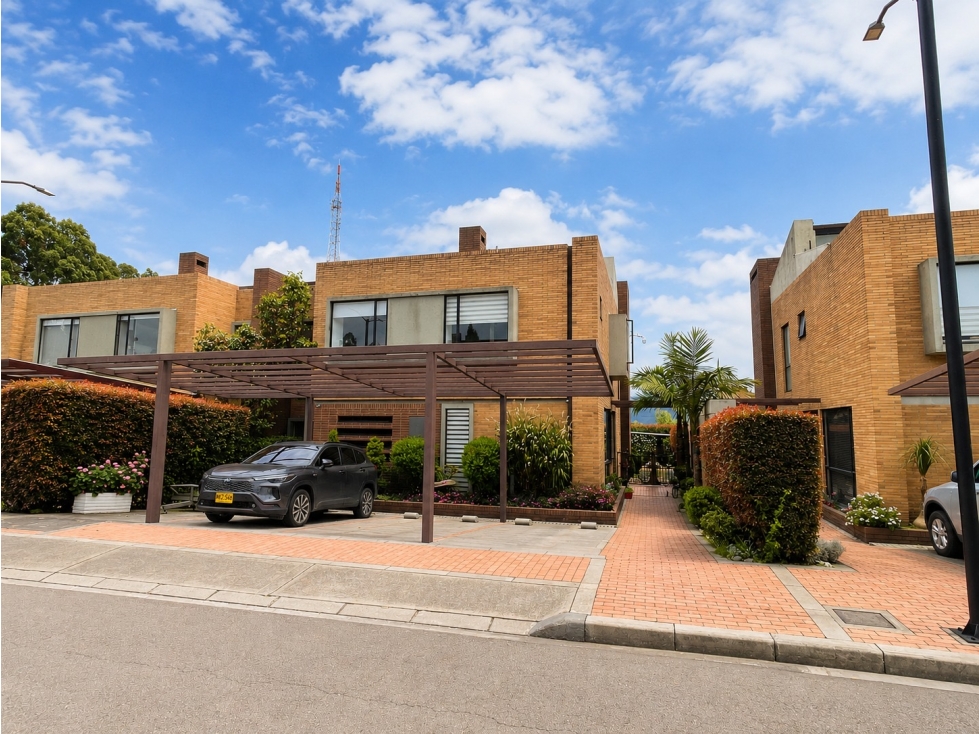 Casa en venta conjunto torreladera suba — foto 2
