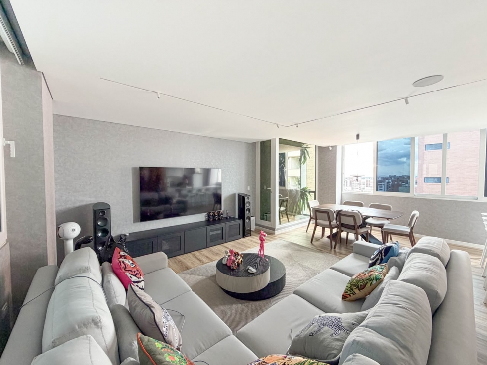 Arriendo apto esquinero 127 m² Santa Bárbara Oriental