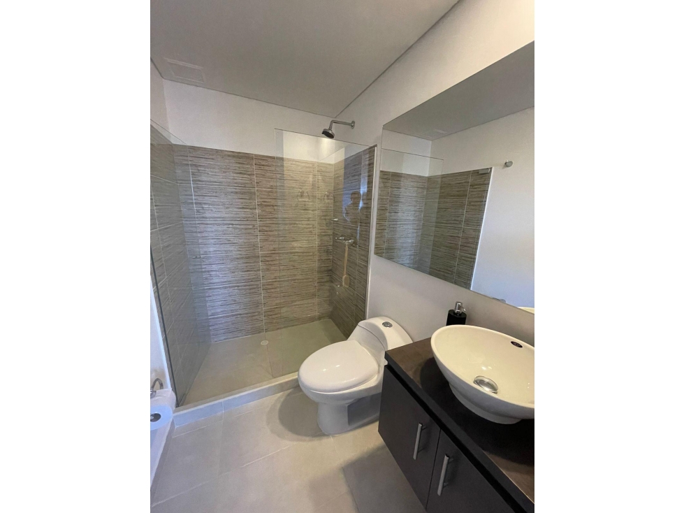 ARRIENDO APTO. AMOBLADO EN CEDRITOS-1 HAB,EXTERIOR Y PISO ALTO — foto 4
