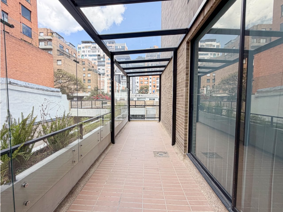 Venta/arriendo apto 78 M2 + terraza en Santa Barbara Oriental