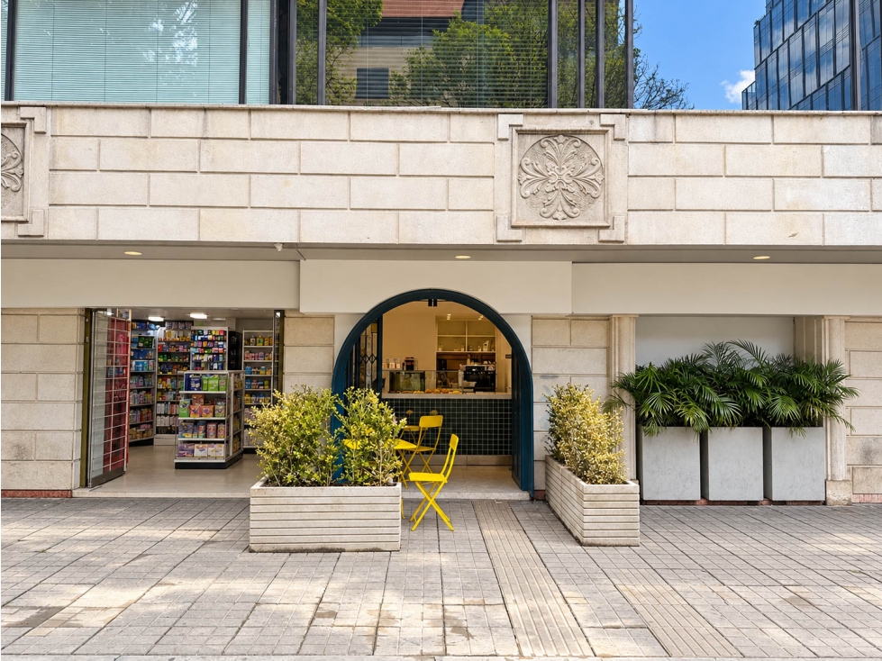 Local para arriendo en chico 93 con 11 - 1