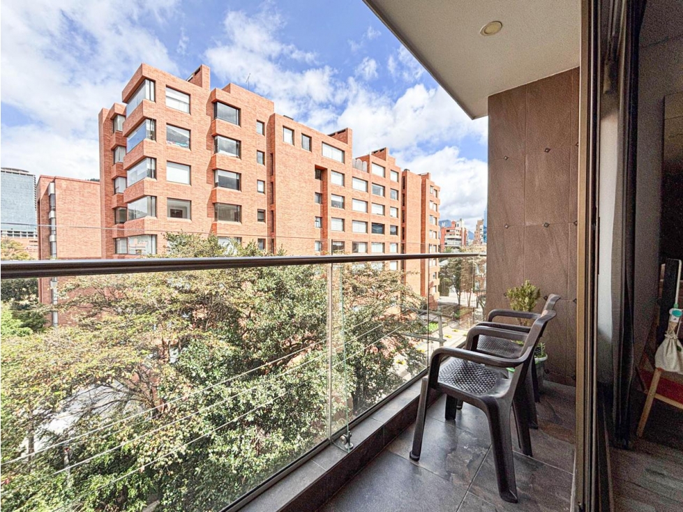 Venta apto exterior con balcón en Rincón del Chicó — foto 2